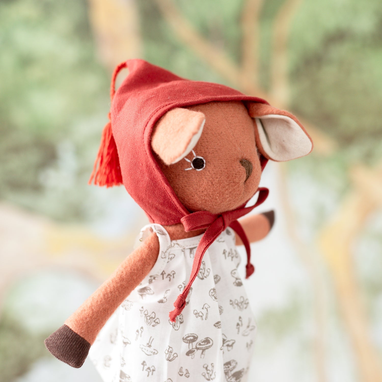 Red Linen Bonnet