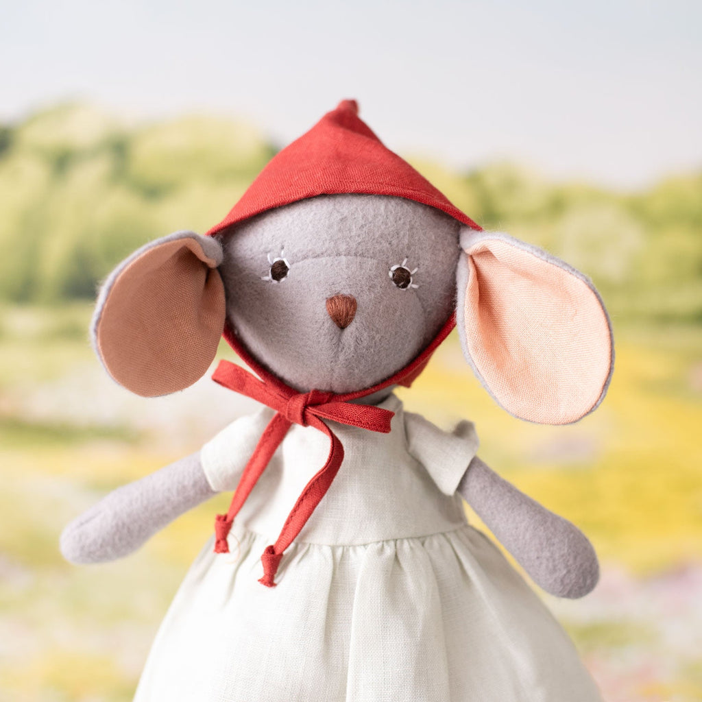 Red Linen Bonnet