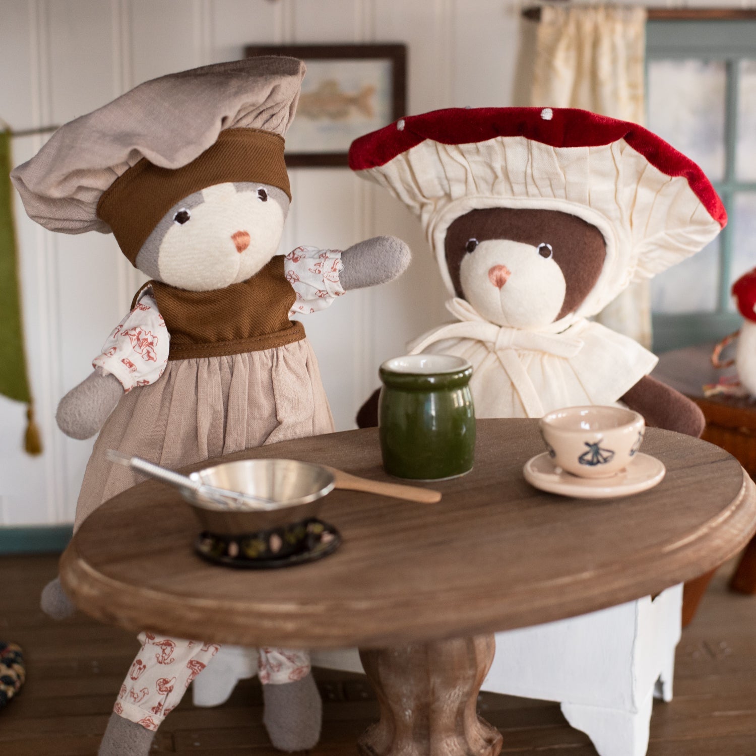 Giant Toadstool Costume for Dolls